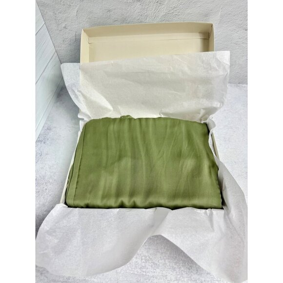 NWT‎ ETTITUDE Sateen Bamboo Jumpsuit Size L Pockets Zip In Back plunging V - Picture 4 of 8